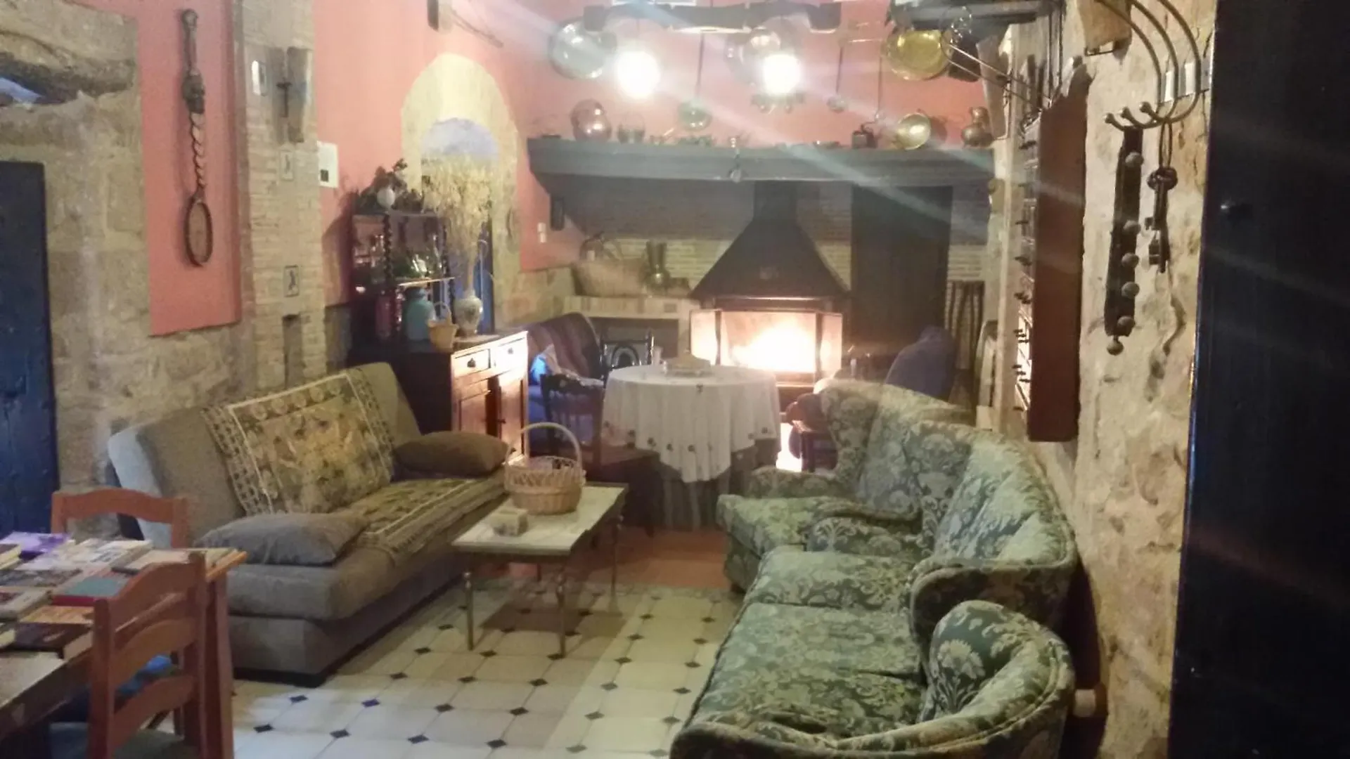 Hotel Palacio Guzmanes Banos De La Encina