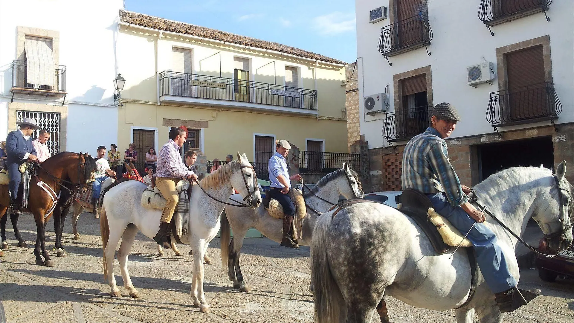Hotel Palacio Guzmanes Banos De La Encina